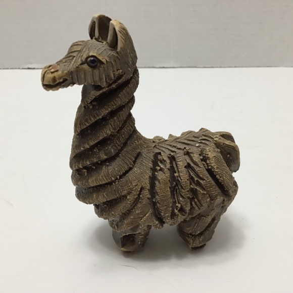 Artesania Rinconada Llama Figurine Carved Animal Collectible Art Uruguay Signed - Picture 2 of 8